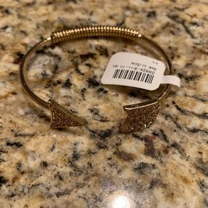 Claire’s NWT Gold Arrow Stone Cuff Bracelet